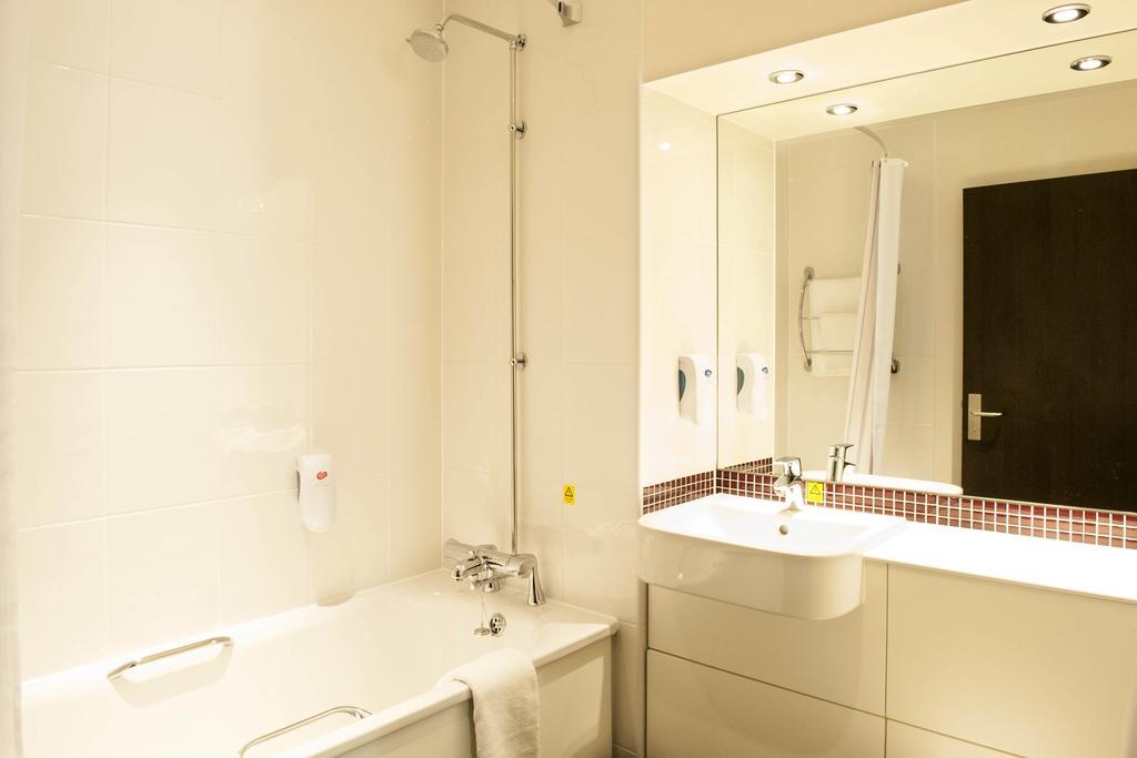 Premier Inn London Bexleyheath Buitenkant foto